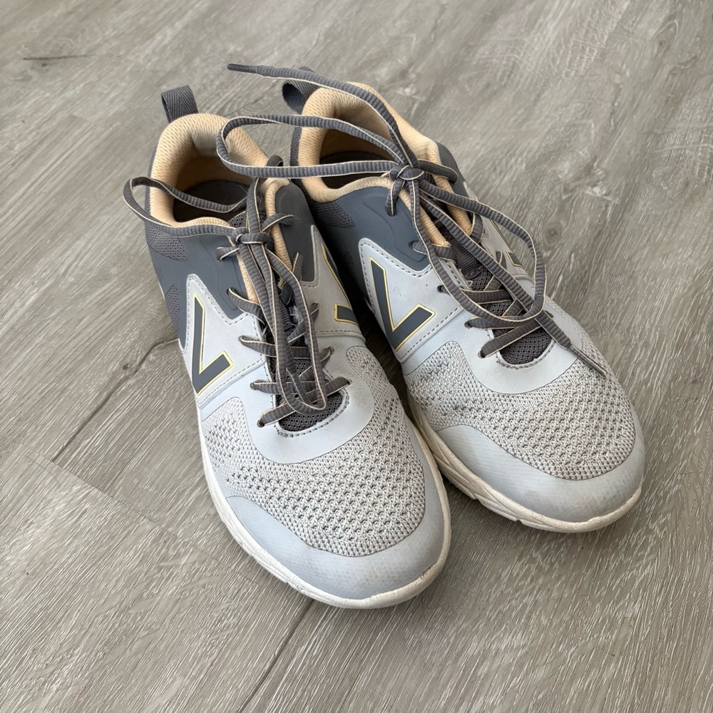 Women’s‎ Size 7.5 Vionic Energy Sneakers Vapor